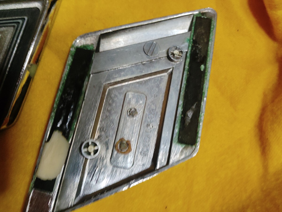 当時物　1977年 日産　ニッサン　V330 セドリック バン　リア　クウォーターピラーカバー　左右セット　レストアベース　補修用　JDM仕様に_画像3