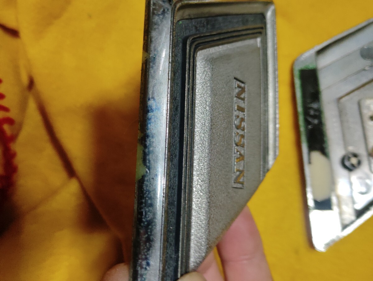 当時物　1977年 日産　ニッサン　V330 セドリック バン　リア　クウォーターピラーカバー　左右セット　レストアベース　補修用　JDM仕様に_画像4