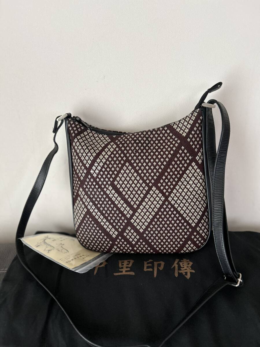 美品中里印傳 印伝ショルダーバッグ
