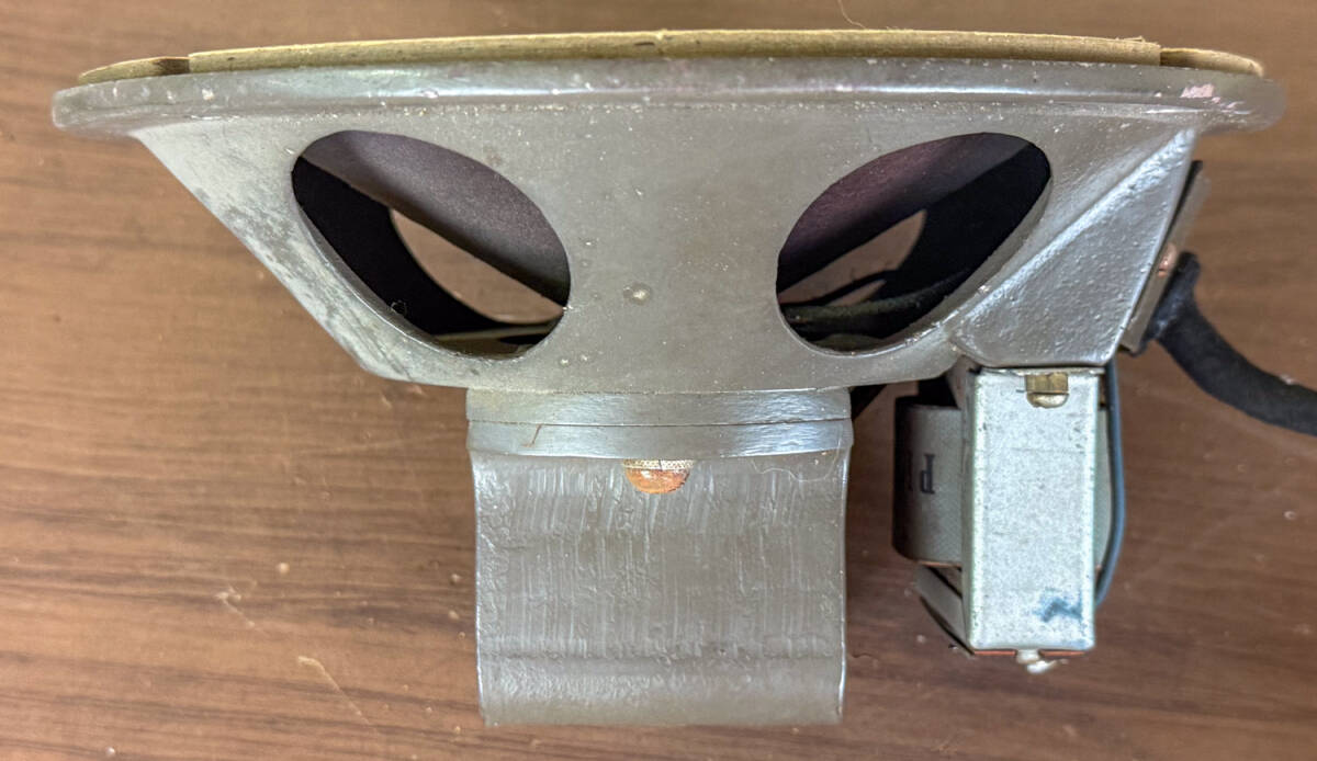 Royal / 原崎 (原崎八朔) 戦前 D8 フィールド/ 勵(lì)磁型 フリーエッジ 8吋 / 20cm F.C. 2,500Ω (ホイロ紙)使用 簡(jiǎn)易音出確認(rèn)品 丸尾再音