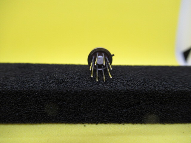 【未使用 長期保管品】オペアンプ LF356H ナショナルセミコンダクタ製 メタルキャン 1個_画像3