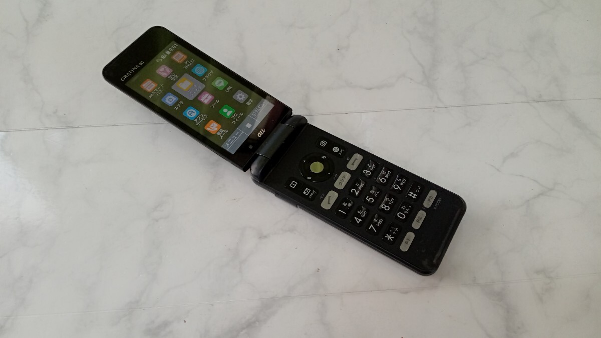 K5031 au GRATINA KYF31 KYOCERA 京セラ /4Gガラホ/折畳式/ 簡易動作確認＆簡易清掃＆初期化OK 判定○ 現状品 送料無料_画像2