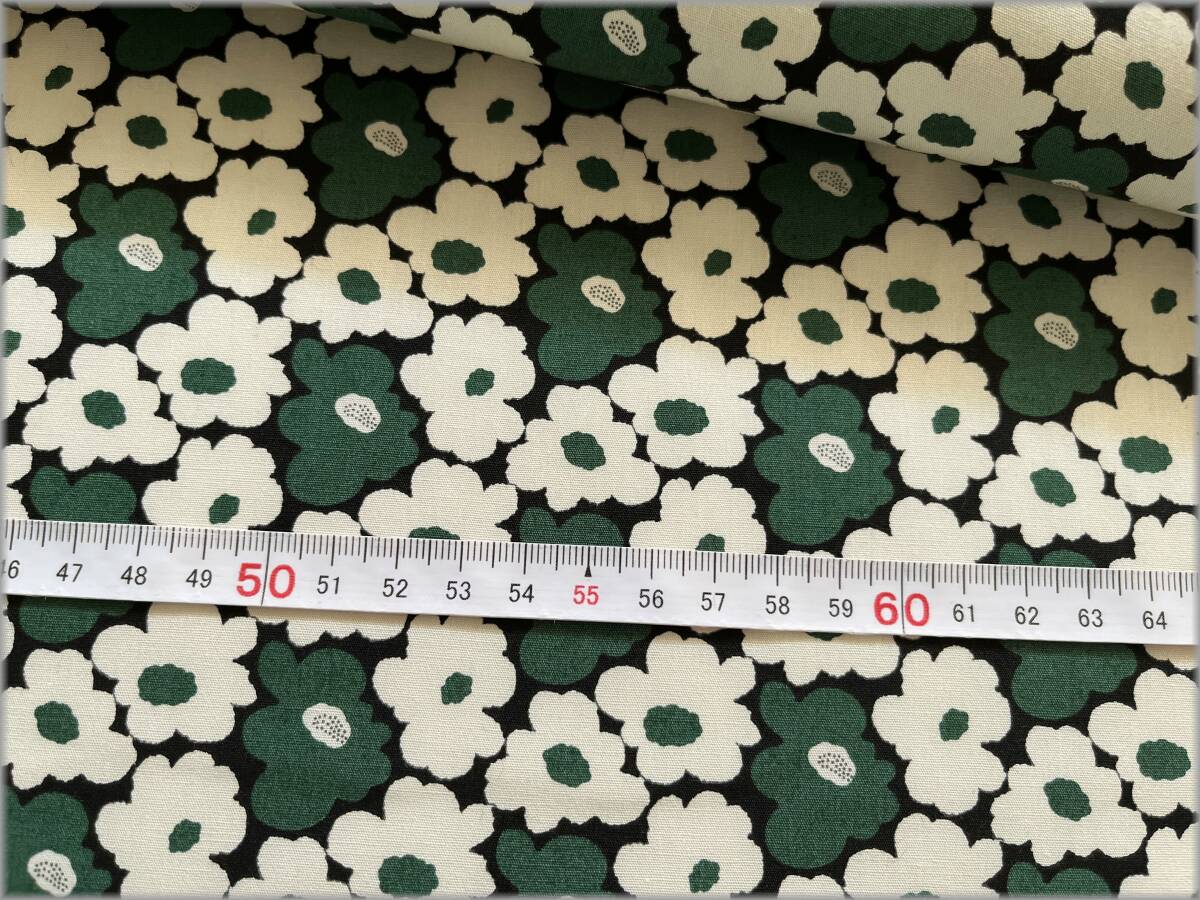 mets★5m*う早この布*ミニモモ花*ブロード*green*コットン*84F