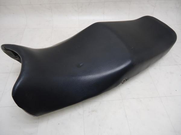 ZA1125 ZX-10 シート ZXT00B-0306 純正品