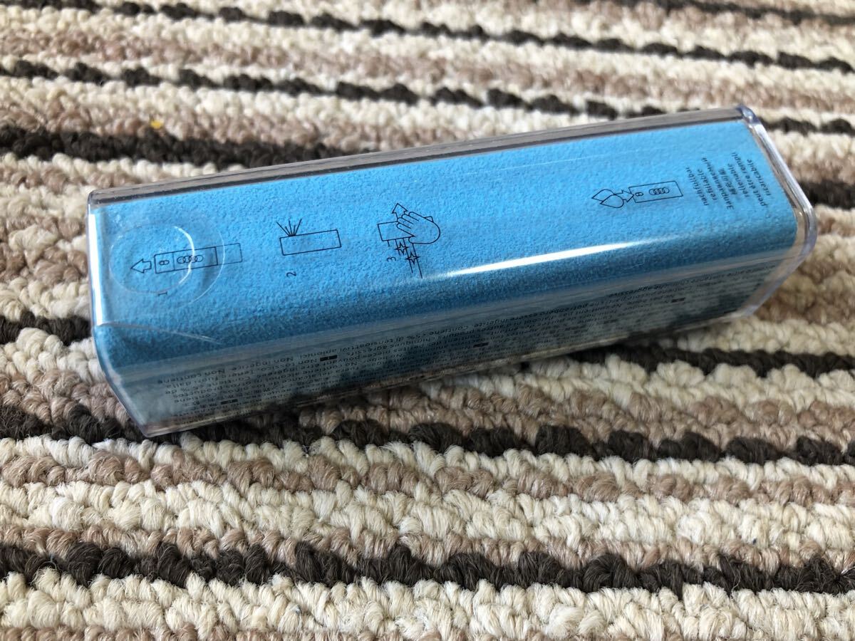 アウディ　ノベルティ　ディスプレイ　クリーナー_画像2