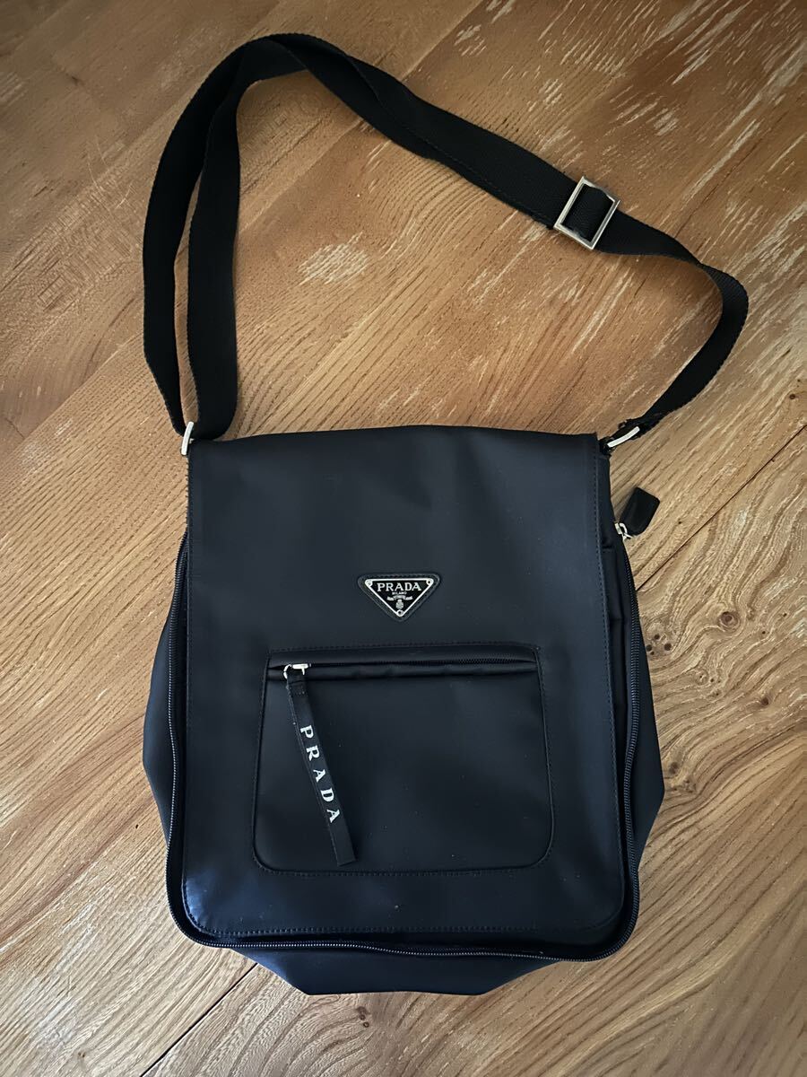 PRADA プラダ ショルダーバッグ ナイロン 三角ロゴ ブラック