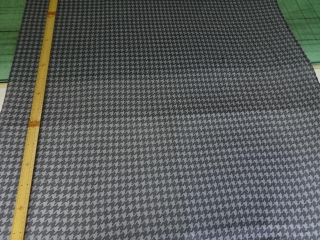 国産最高級毛編服地/毛100%/ガーゼ天竺/千鳥格子/GY/5.7ｍ/管w81_画像4