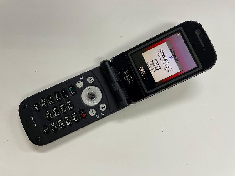 AJ458 docomo FOMA P901iS ブラック ジャンク