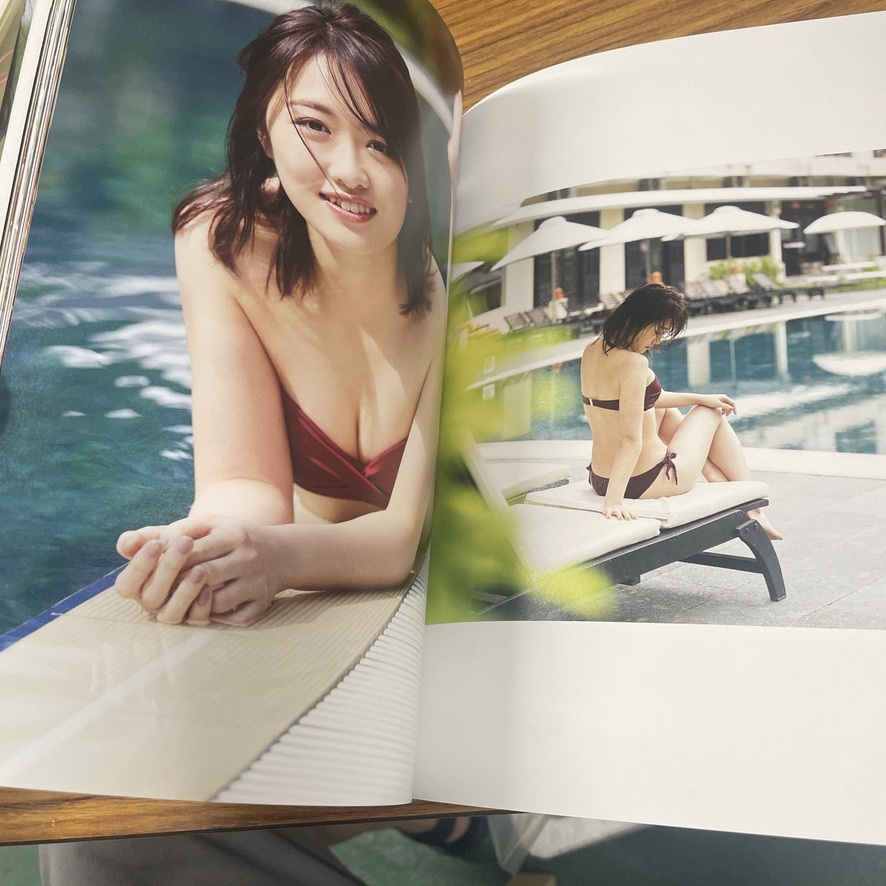 寫真集 【寫真集?初版?DVD付】工藤遙「Lively」 /識別番號②