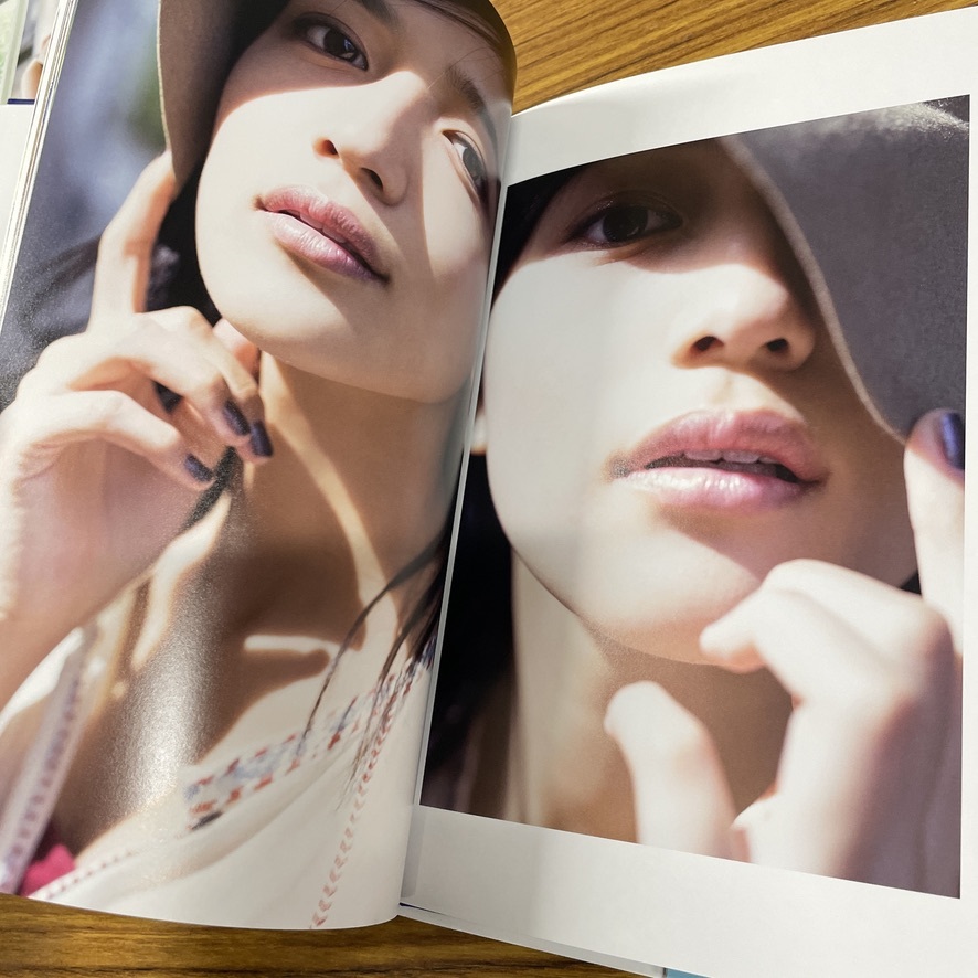 寫真集 「haruna 3」 川口春奈 / 寫真集 初版 帯付き /識(shí)別番號(hào)②