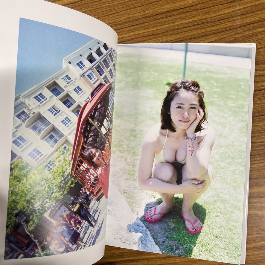 磯山さやか 寫真集 『holiday』初版 /識別番號②