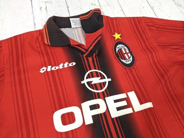 【9yt104】サッカーウエア ACミラン レプリカユニフォーム【1997-98】lotto ロット 赤 サイズ：L◆C32?