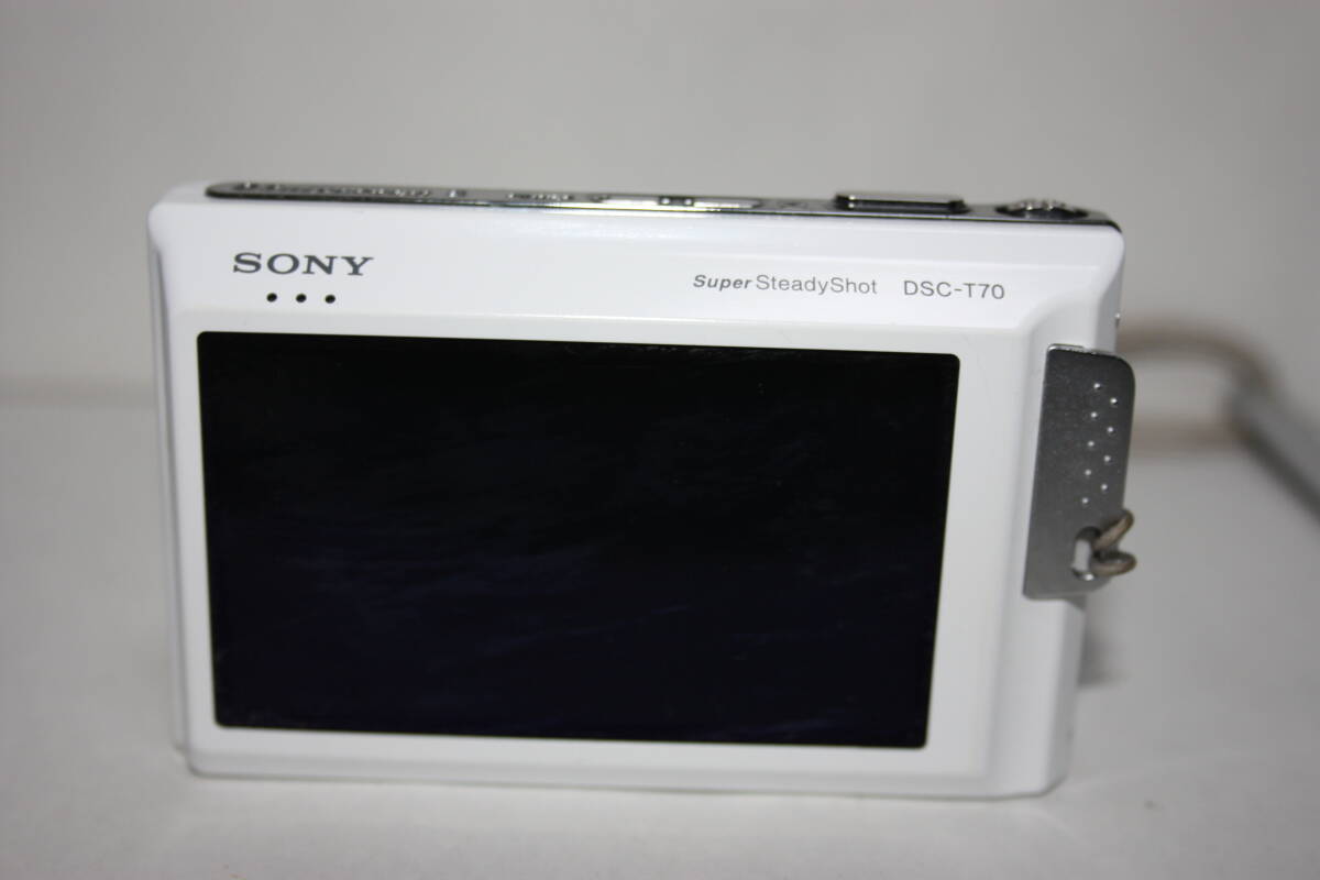 SONY デジタルカメラ Cyber-Shot(サイバーショット) T11 (５３０萬畫素) ホワイト DSC-T11 バッテリー?充電器付き、基本動(dòng)作確認(rèn)済