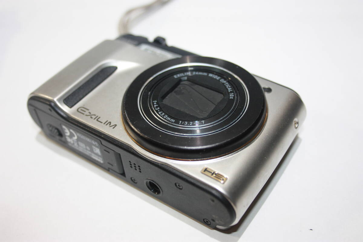 CASIO カシオ HIGH SPEED EXILIM EX-FH100 毎秒40枚の高速連寫が可能な光學(xué)10倍ズームレンズ搭載デジタルカメラ（1010萬(wàn)畫素）作動(dòng)確認(rèn)済
