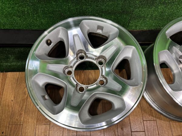 激レア ガリ傷無し トヨタ純正 ランクル70 復刻版モデル アルミホイール 16インチ 7.0J ET+-0 5H PCD150 4本 _画像6