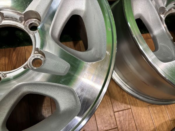 激レア ガリ傷無し トヨタ純正 ランクル70 復刻版モデル アルミホイール 16インチ 7.0J ET+-0 5H PCD150 4本 _画像7