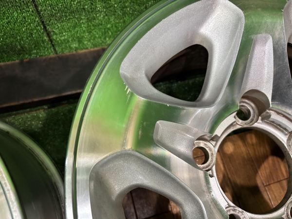 激レア ガリ傷無し トヨタ純正 ランクル70 復刻版モデル アルミホイール 16インチ 7.0J ET+-0 5H PCD150 4本 _画像9
