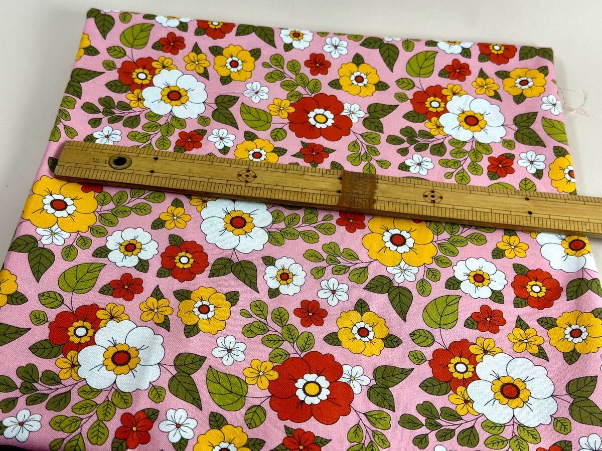 USAシーチング綿生地幅110cm×50cm.ピンク地花_画像5