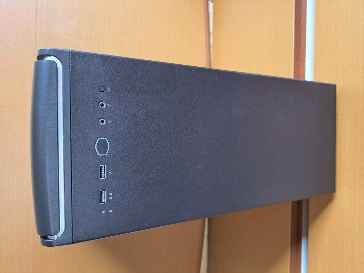 COOLER MASTER MASTERBOX E300L