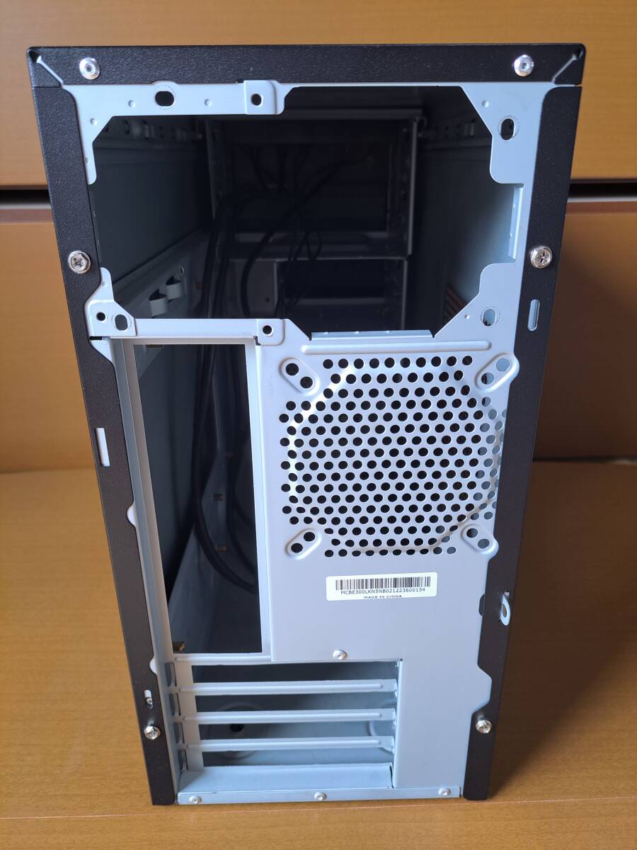 COOLER MASTER MASTERBOX E300L