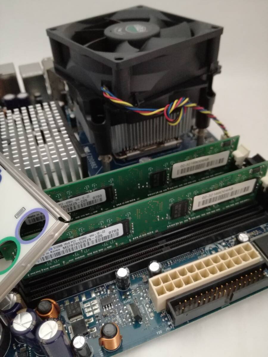 送料無料 Intel DG965OT LGA775（テスト用 CPU メモリ付き）中古動(dòng)作品