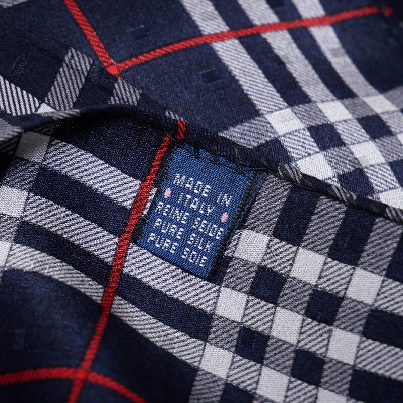 TJ4421△イタリア制 Burberrys バーバリー ヴィンテージ チェック柄 シェルターマーク シルクスカーフ ストール ネイビー系