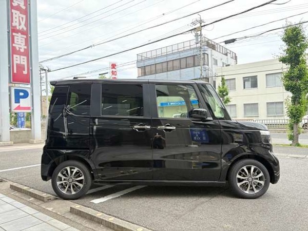 N-BOX カスタム 660 禁煙車/電動(dòng)スライド/沖突軽減/スマ-トキ-
