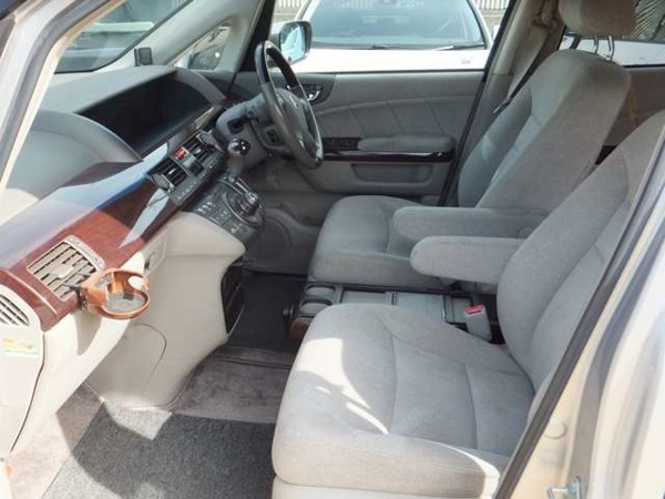 エリシオン 2.4 X スライドドア　アルミ