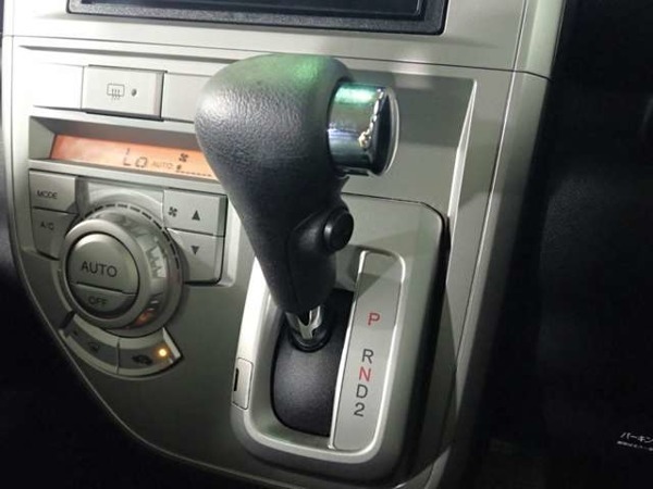 ゼスト 660 スパーク W 社外CDステレオ　ABS　両席エアバック　イ