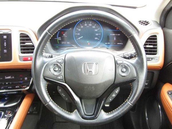 ヴェゼル 1.5 ハイブリッド Z ブレーキサポート ハーフレザーシート