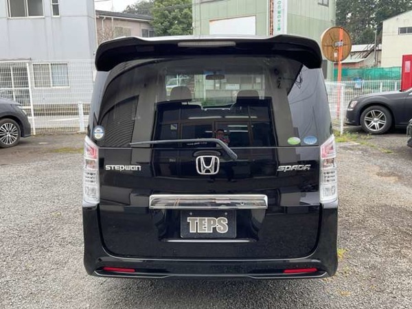 ステップワゴン 2.0 スパーダ Z 1年走行無制限保証?ローダウン