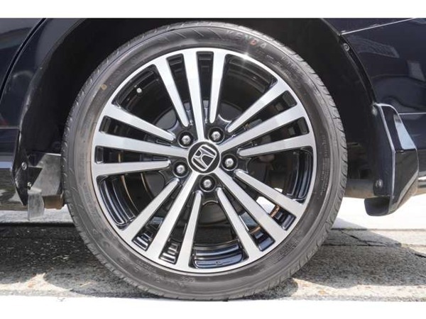 オデッセイ 2.4 アブソルート EX 黒本革シート?純正ナビ?360度カメラ?レ