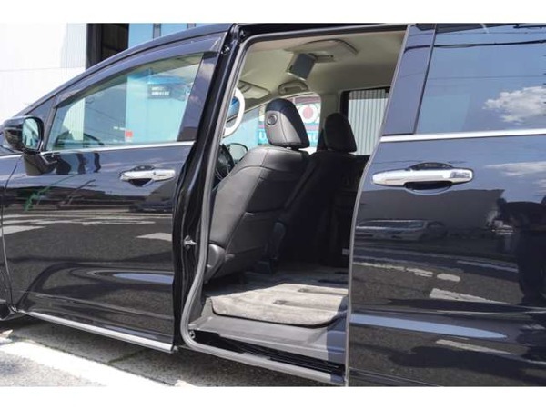 オデッセイ 2.4 アブソルート EX 黒本革シート?純正ナビ?360度カメラ?レ