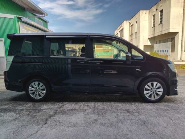 ステップワゴン 2.0 スパーダ S 1年保証　HDDナビ　Bカメラ　パワースライ