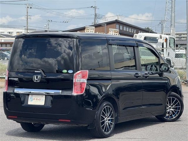 ステップワゴン 2.0 G 社外17インチAW　バックカメラ　パナソニッ