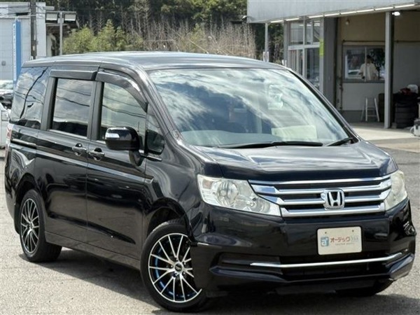 ステップワゴン 2.0 G 社外17インチAW　バックカメラ　パナソニッ