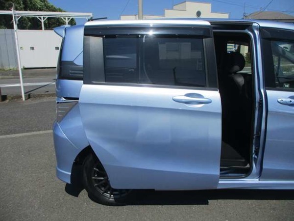 フリードスパイクハイブリッド 1.5 ジャストセレクション スマートキー　両側(cè)電動スライドドア　オー