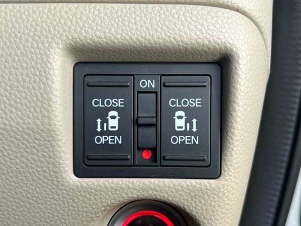 N-BOX 660 G EX ホンダセンシング クルコン　Bカメラ　TV　ナビ　両側(cè)パワス