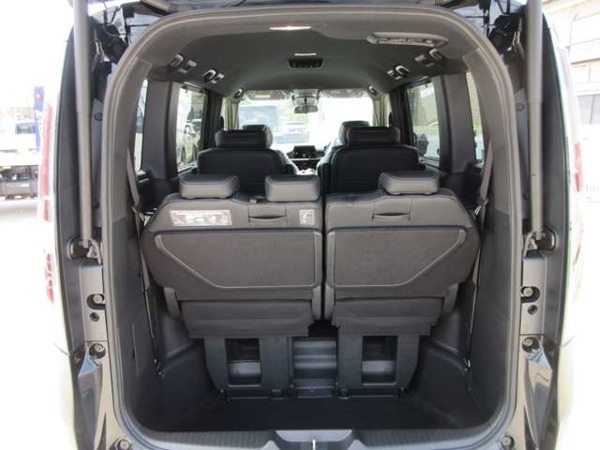 ステップワゴン 2.0 e:HEV スパーダ 純正9インチナビ　フルセグTV　両側(cè)パワー