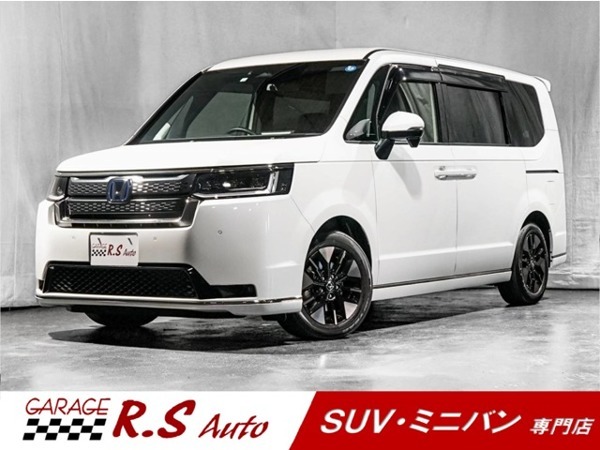 ステップワゴン 2.0 e:HEV スパーダ 禁煙車　9型ナビTV　15.6型フリップダウン