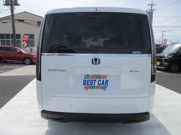 ステップワゴン 2.0 e:HEV エアー 純正11.4インチナビ　フルセグTV　バックカ