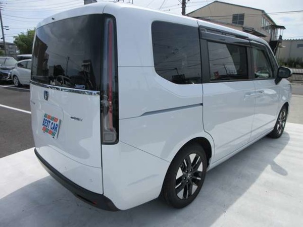 ステップワゴン 2.0 e:HEV エアー 純正11.4インチナビ　フルセグTV　バックカ