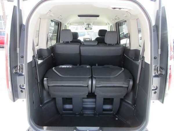 ステップワゴン 2.0 e:HEV エアー 純正11.4インチナビ　フルセグTV　バックカ