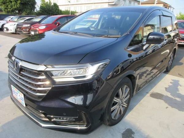 オデッセイ 2.0 e:HEV アブソルート 純正ナビ　フルセグTV　全周囲カメラ　両側