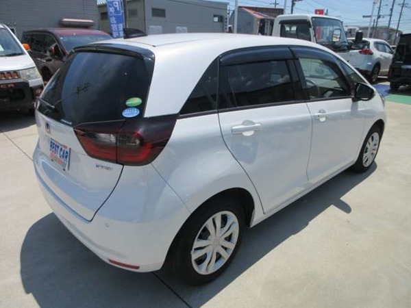 フィット 1.5 e:HEV ホーム 純正ナビ　フルセグTV　バックカメラ　アダ