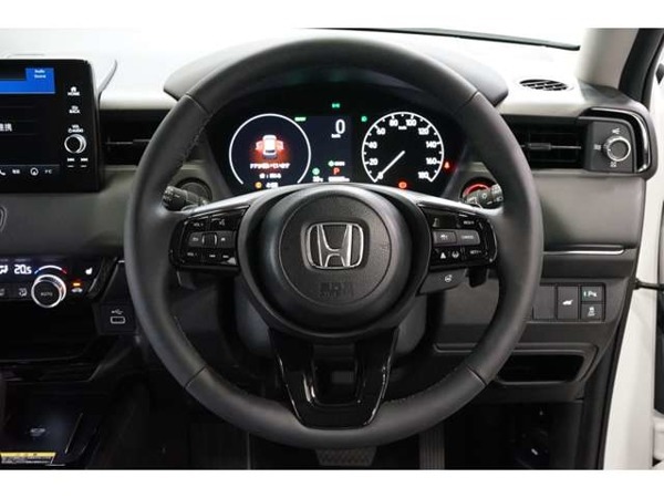 ヴェゼル 1.5 e:HEV Z HV　登録済未使用車　禁煙車　9インチTVナ