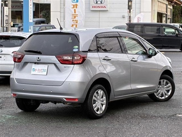 フィット 1.5 e:HEV ベーシック 4WD 距離無制限1年保証 4WD LEDヘッドライト バ