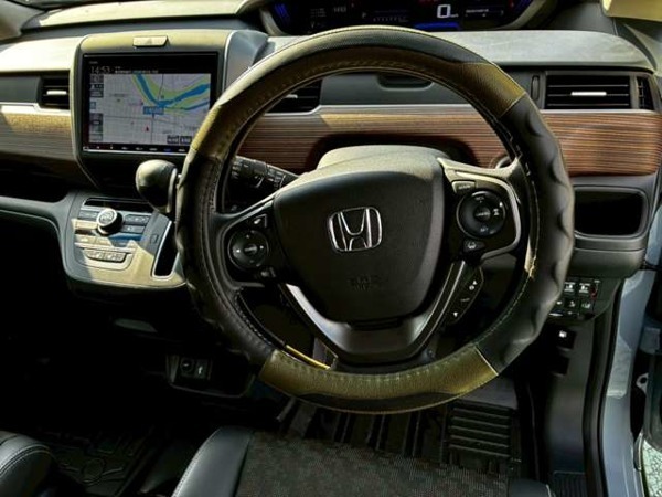 フリード 1.5 クロスター ブラックスタイル ナビTVBカメラ　両側(cè)電動スライドドア