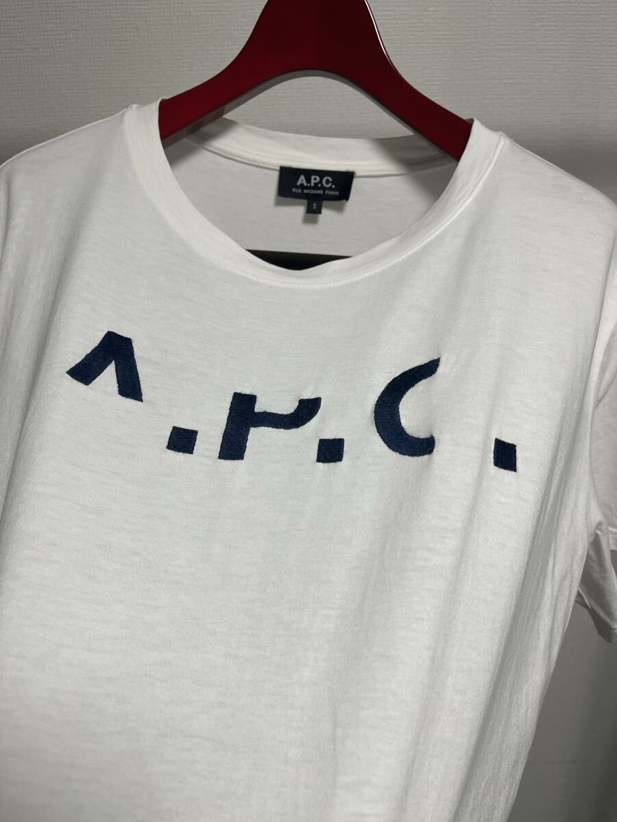 A.P.C. 欠けロゴ半袖Tシャツ　レディース　apc アーペーセー　サイズS