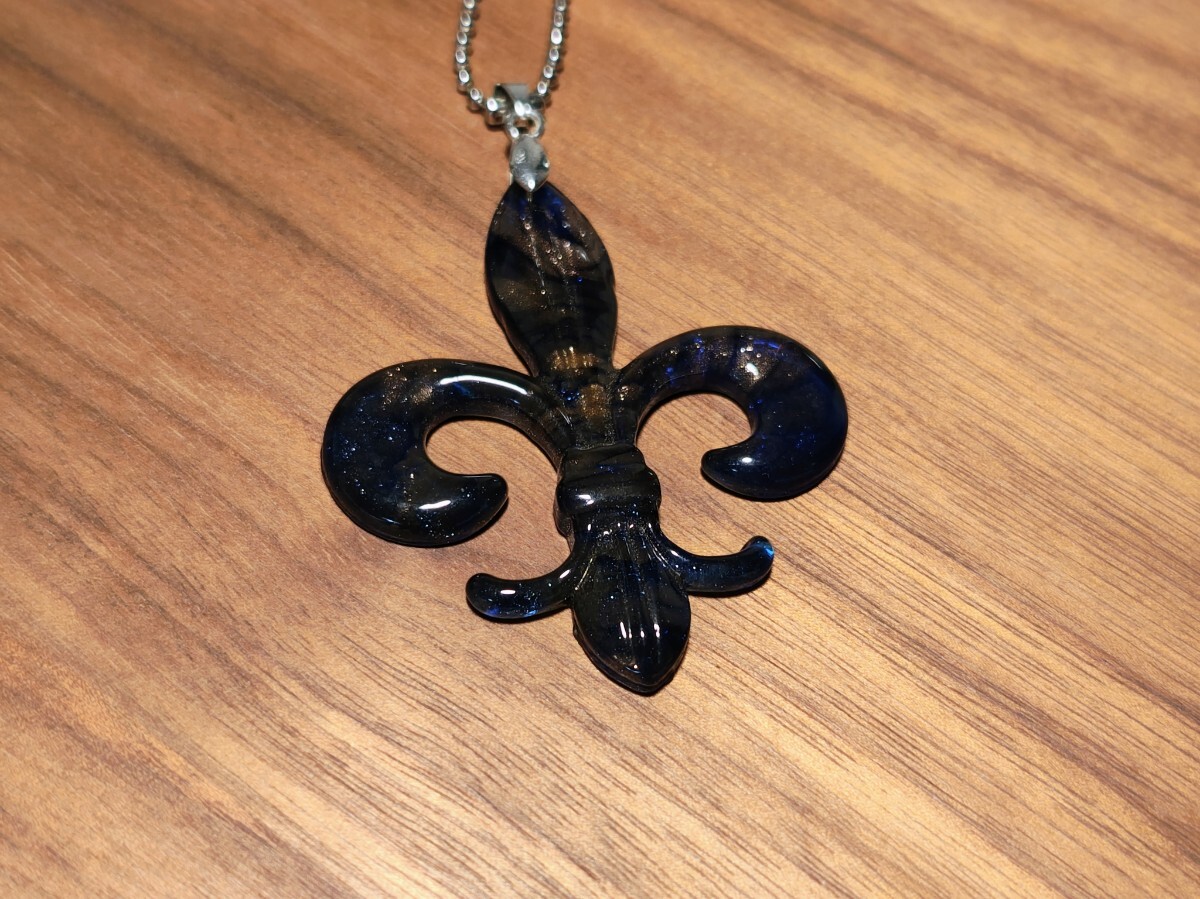 カプリス 青 キーホルダー CHEVY CAPRICE LOWRIDER DAYTON HOT ROD シボレー ローライダー ホットロッド ハイドロ デイトン エンブレム _画像1